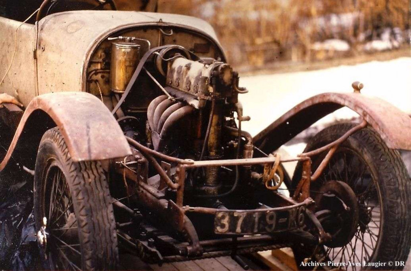 1925 Bugatti Type 23 " Brescia " cabriolet par Michel Bigatti