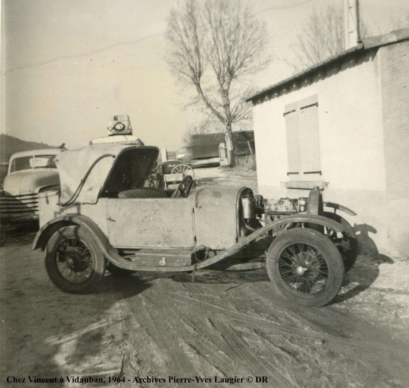 1925 Bugatti Type 23 " Brescia " cabriolet par Michel Bigatti