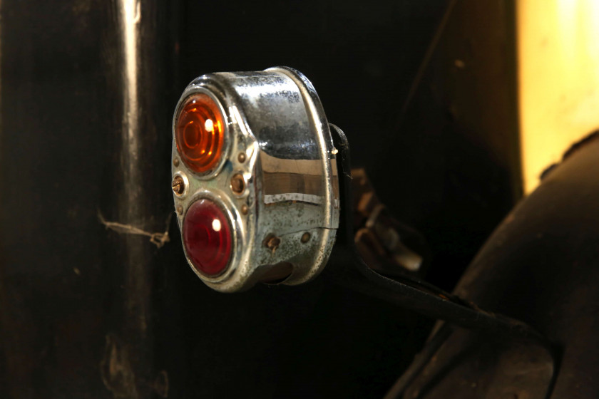 1932 Bugatti Type 49 Berline 2/4 portes Vanvooren  No reserve