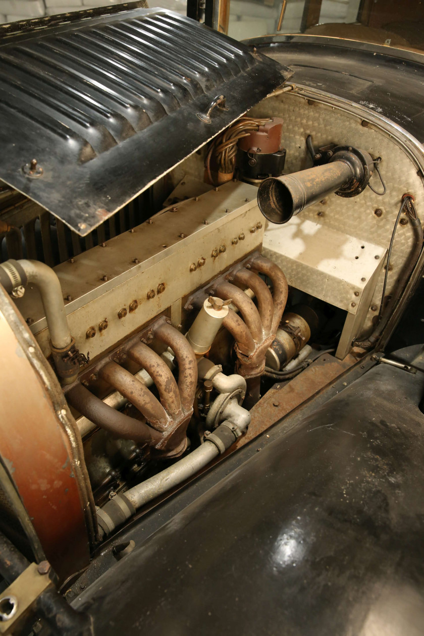 1932 Bugatti Type 49 Berline 2/4 portes Vanvooren  No reserve