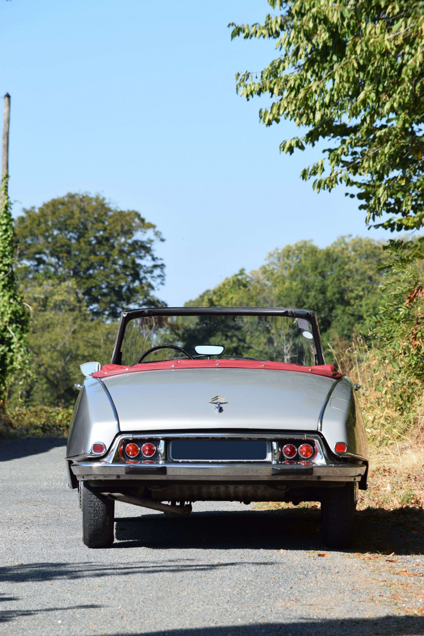 1963 Citroën ID 19 cabriolet Palm Beach par Chapron