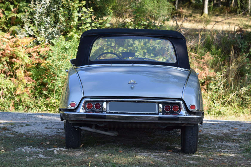 1963 Citroën ID 19 cabriolet Palm Beach par Chapron