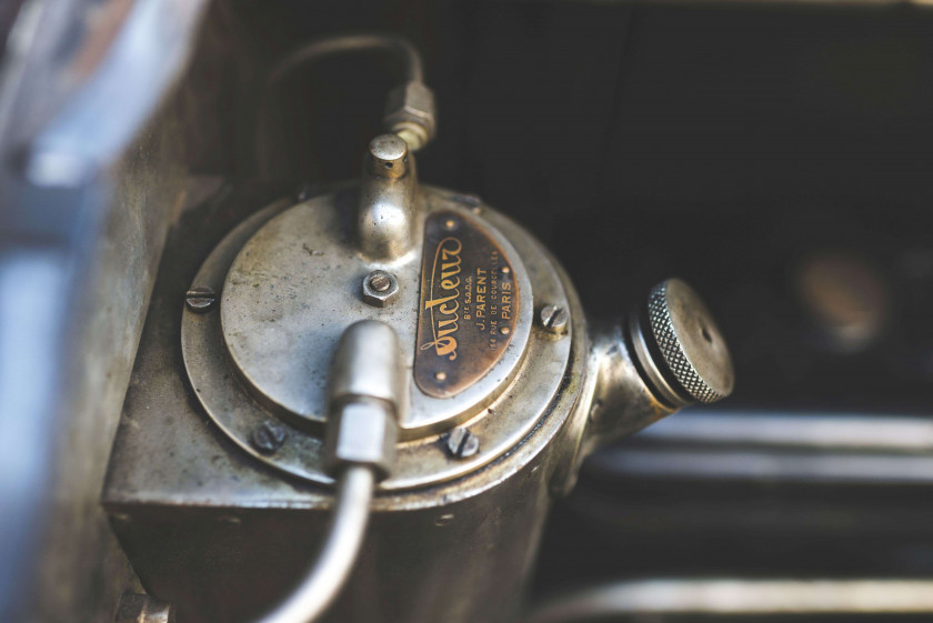 1926 Voisin C3 L " Queen Mary " carrosserie Simon Pralavorio