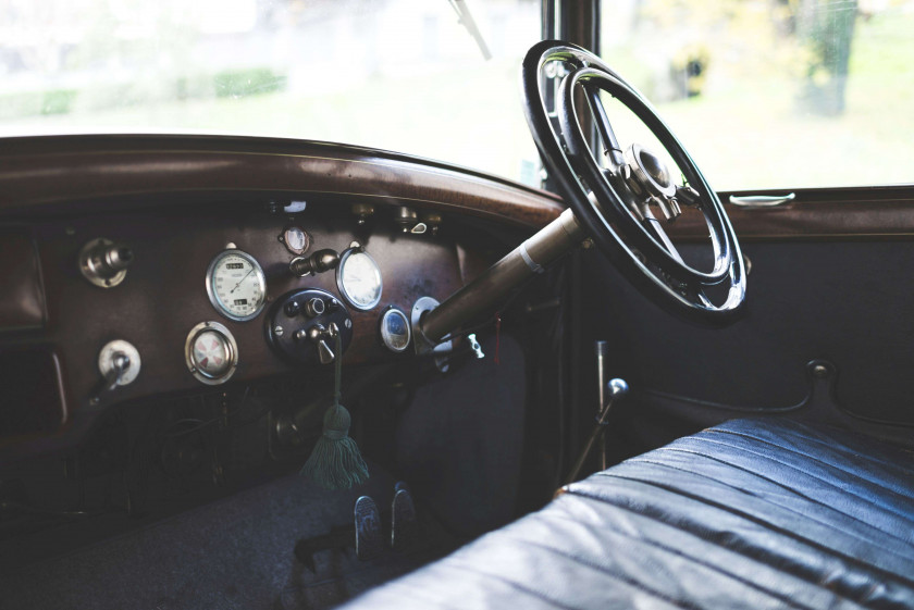 1926 Voisin C3 L " Queen Mary " carrosserie Simon Pralavorio