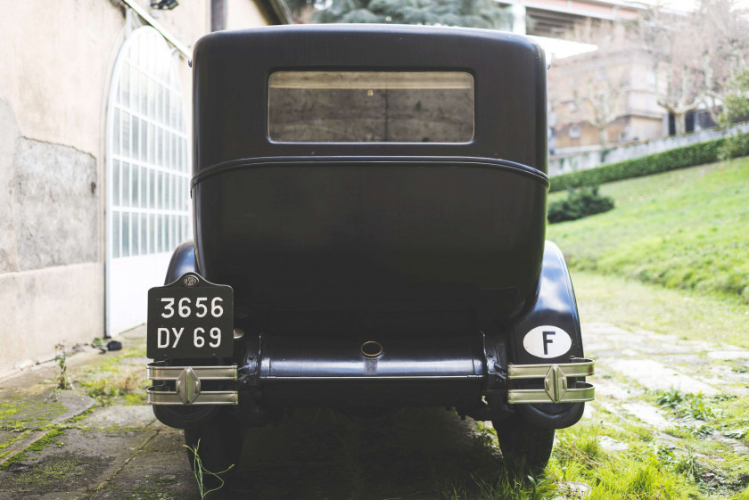 1926 Voisin C3 L " Queen Mary " carrosserie Simon Pralavorio