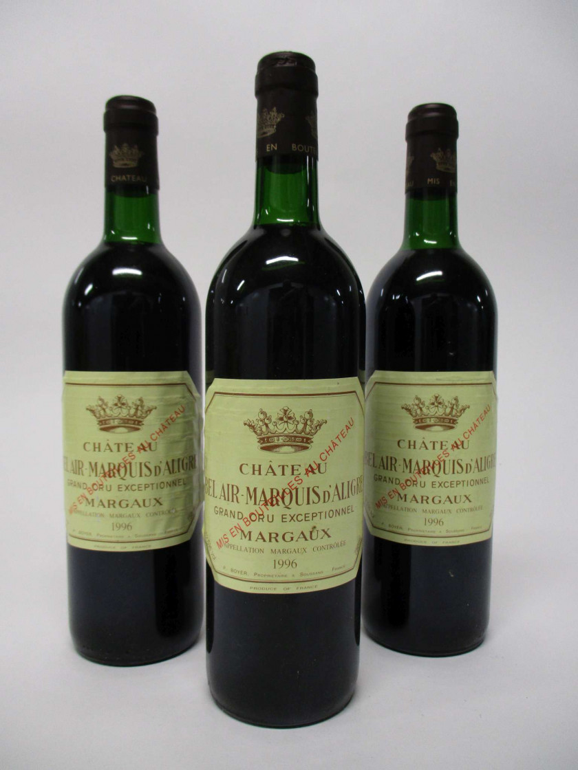 12 bouteilles CHÂTEAU BEL AIR MARQUIS D'ALIGRE 1996 Margaux (légèrement bas