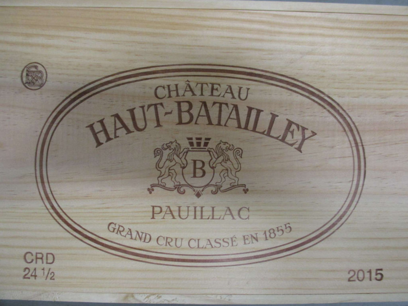 24 demi bouteilles CHÂTEAU HAUT BATAILLEY 2015 5è GC Pauillac Caisse bois d'origine