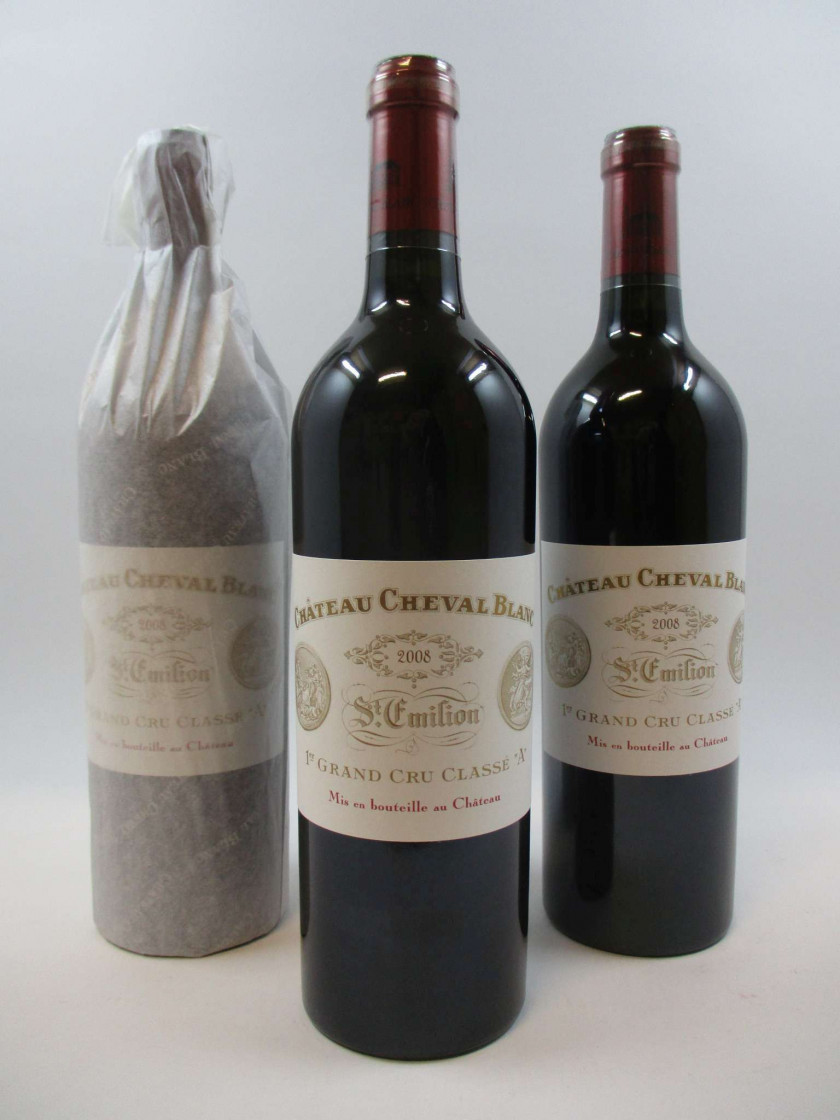 3 bouteilles CHÂTEAU CHEVAL BLANC 2008 1er GCC (A) Saint Emilion