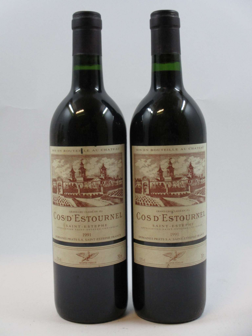 2 bouteilles CHÂTEAU COS D'ESTOURNEL 1991 2è GC Saint Estèphe (étiquettes léger abimées)