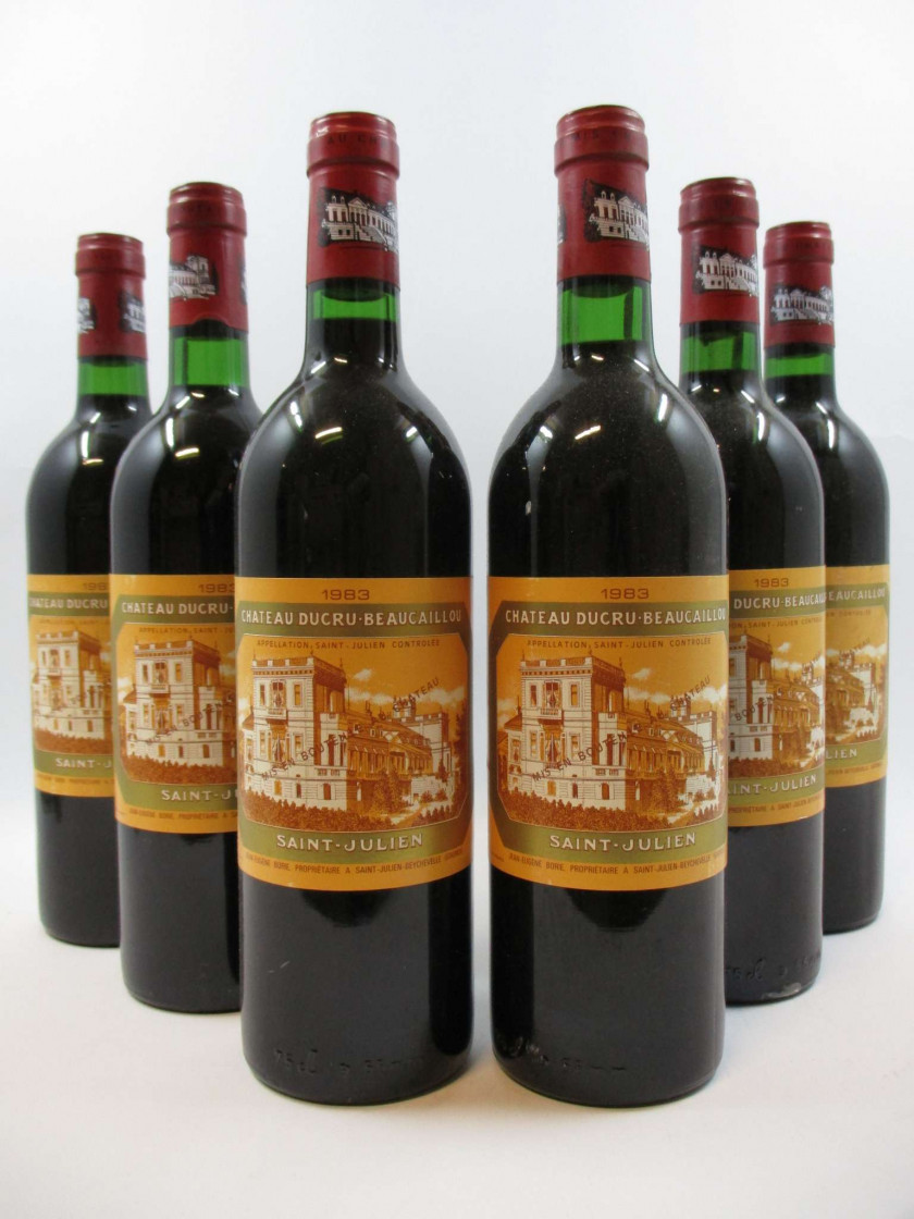 6 bouteilles CHÂTEAU DUCRU BEAUCAILLOU 1983 2è GC Saint Julien (1 base goulot)