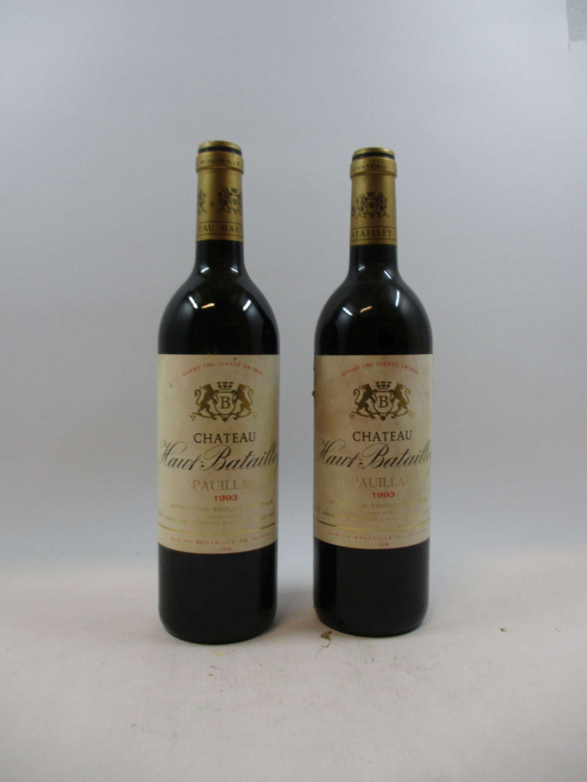 6 bouteilles CHÂTEAU HAUT BATAILLEY 1993 5è GC Pauillac (étiquettes léger tachées)