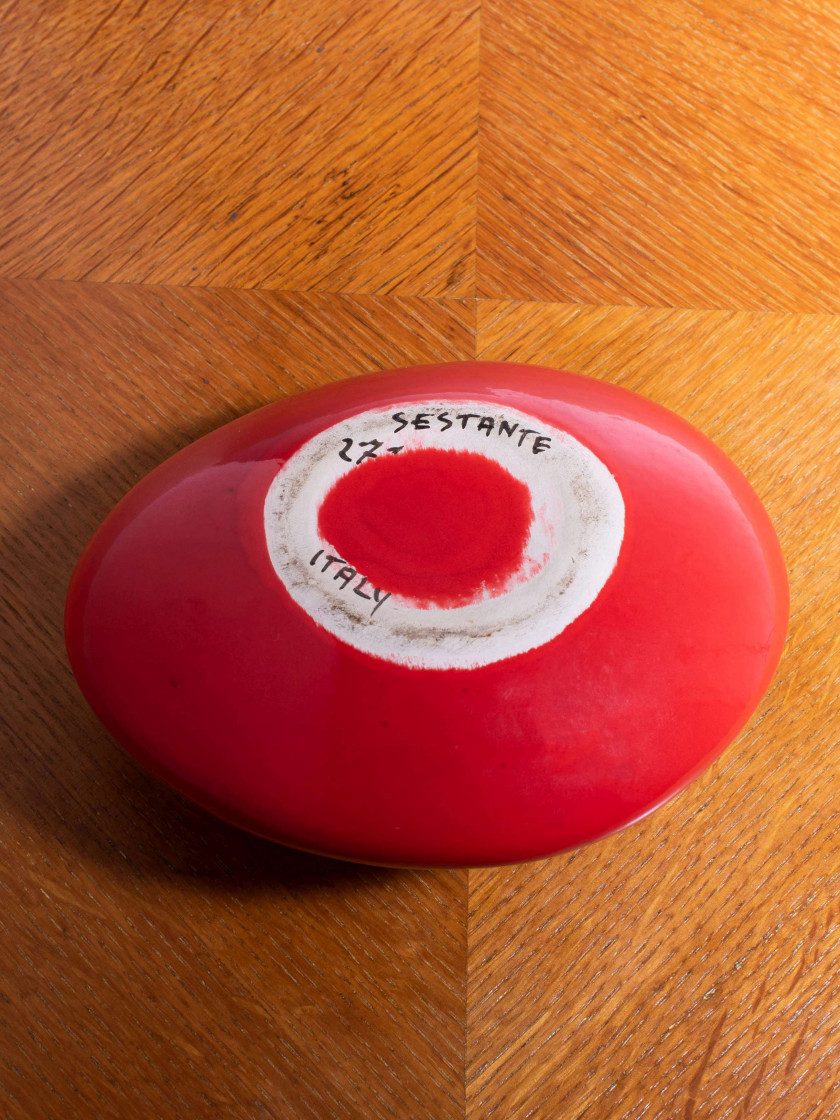 Renato BASSOLI (1915 - 1982) Vase – Circa 1960 Céramique émaillée rouge