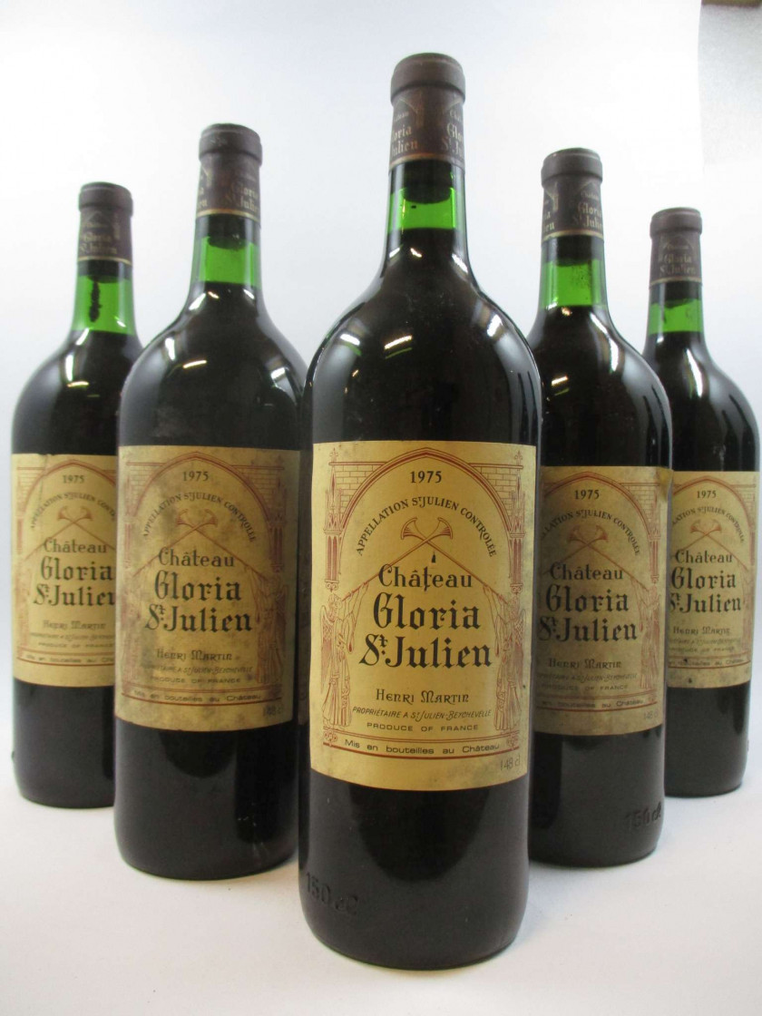 5 magnums CHÂTEAU GLORIA 1975 Saint Julien (2 base goulot, étiquettes abimées, capsules léger abimées)