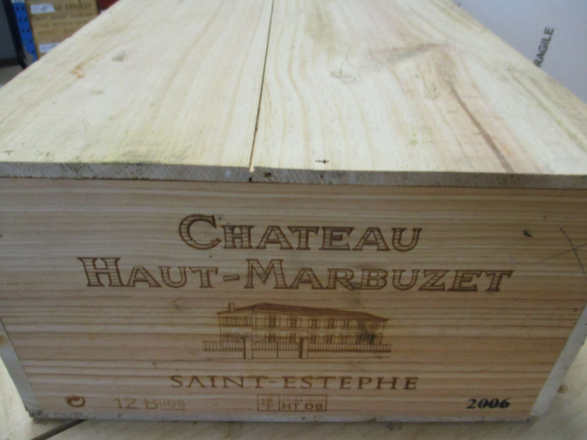 12 bouteilles CHÂTEAU HAUT MARBUZET 2006 Saint Estèphe Caisse bois d'origine