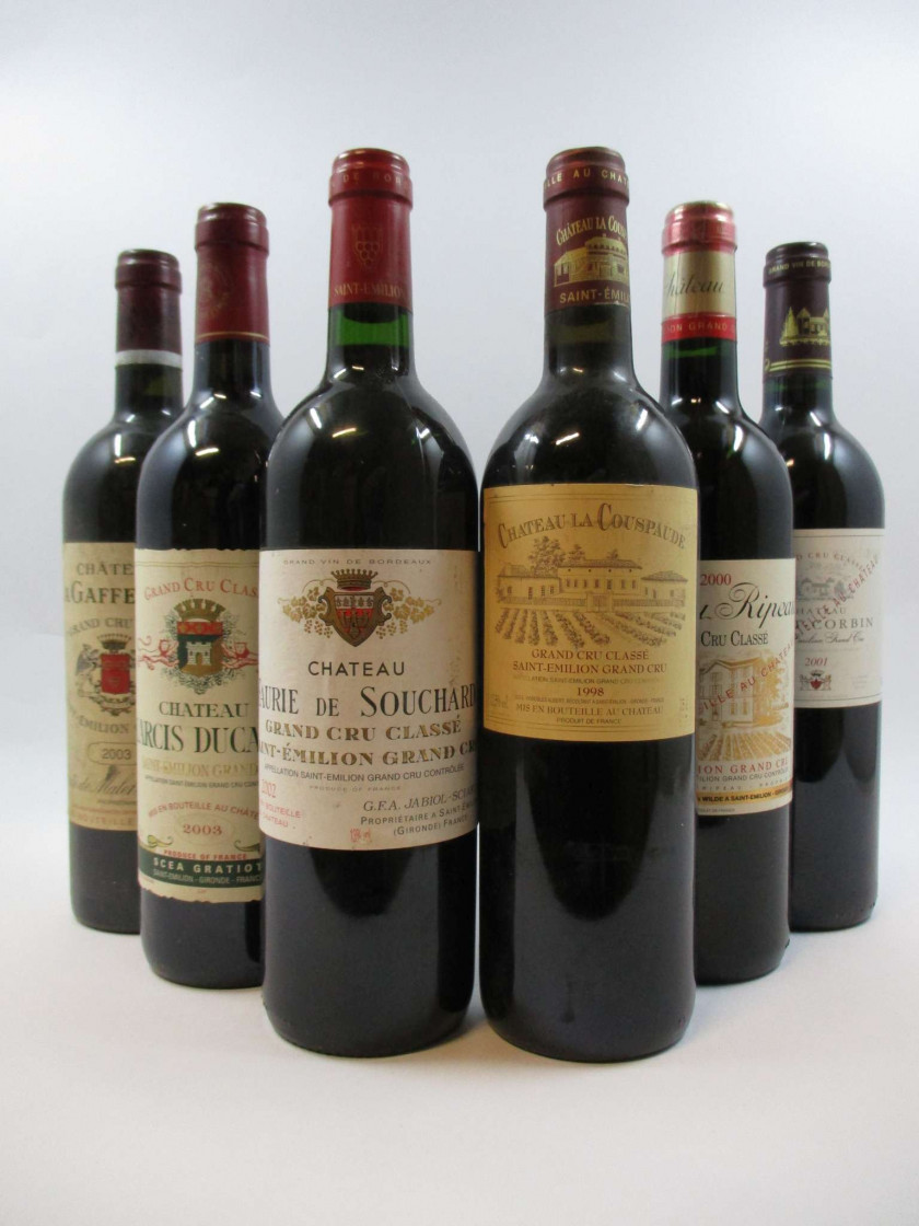 10 bouteilles 1 bt : CHÂTEAU HAUT CORBIN 2001 GCC Saint Emilion