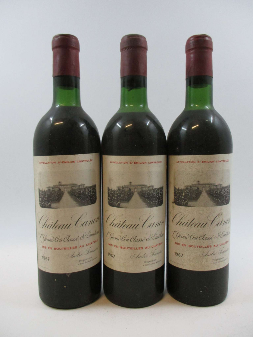 3 bouteilles CHÂTEAU CANON 1967 1er GCC (B) Saint Emilion (2 légèrement bas