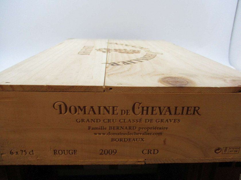 6 bouteilles DOMAINE DE CHEVALIER 2009 CC Pessac Léognan Caisse bois d'origine