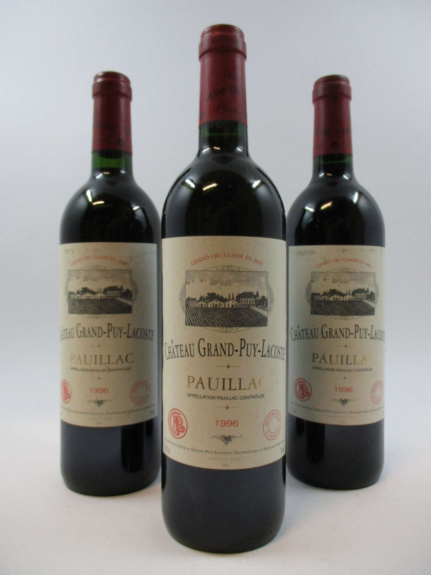 6 bouteilles CHÂTEAU GRAND PUY LACOSTE 1996 5è GC Pauillac (étiquettes léger tachées)