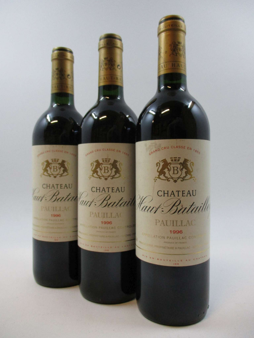 3 bouteilles CHÂTEAU HAUT BATAILLEY 1996 5è GC Pauillac  (base goulot