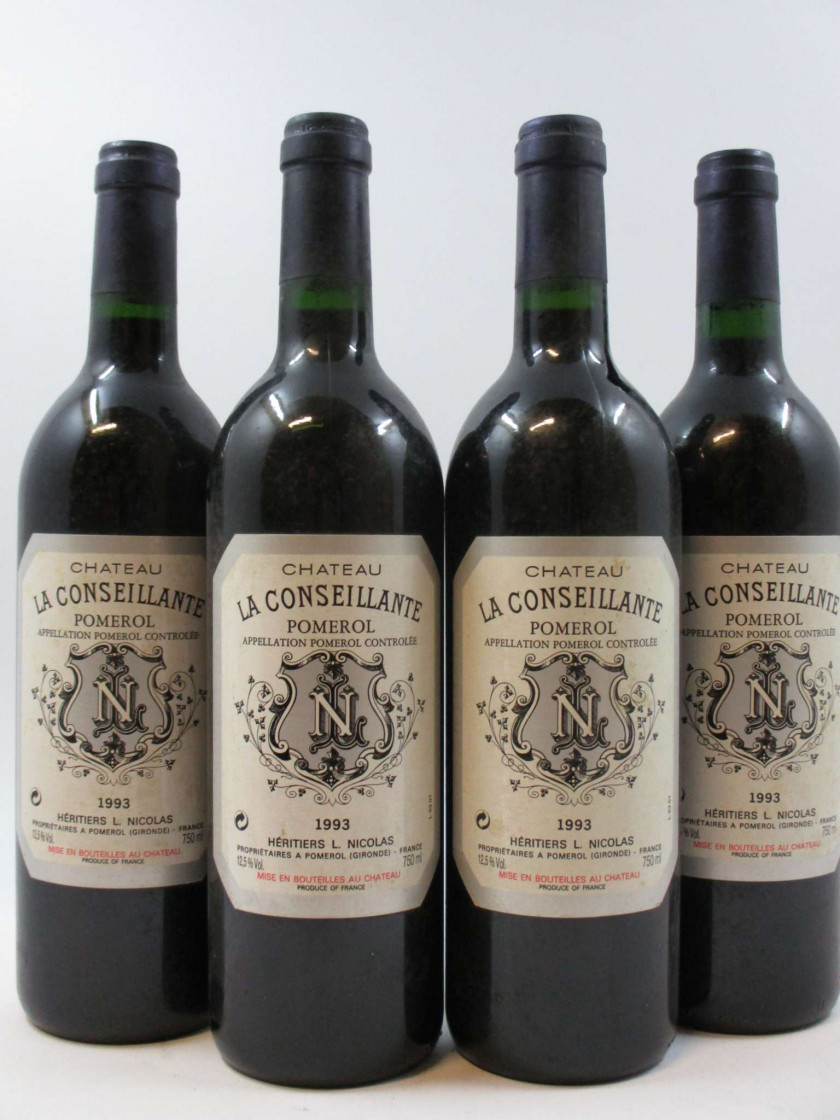 4 bouteilles CHÂTEAU LA CONSEILLANTE 1993 Pomerol (étiquettes léger tachées)