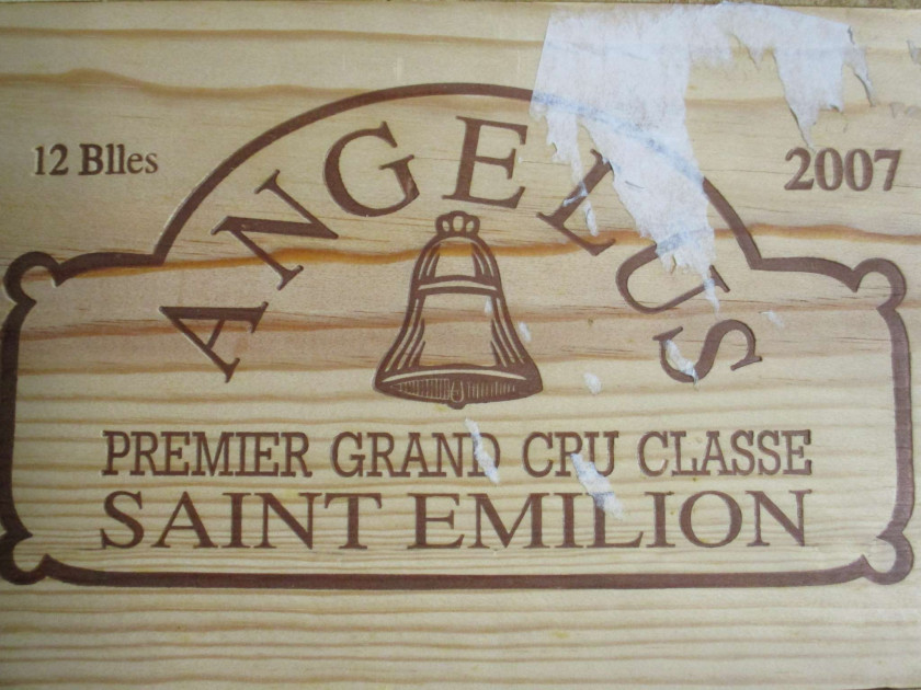 12 bouteilles CHÂTEAU ANGELUS 2007 1er GCC (B) Saint Emilion Caisse bois d'origine