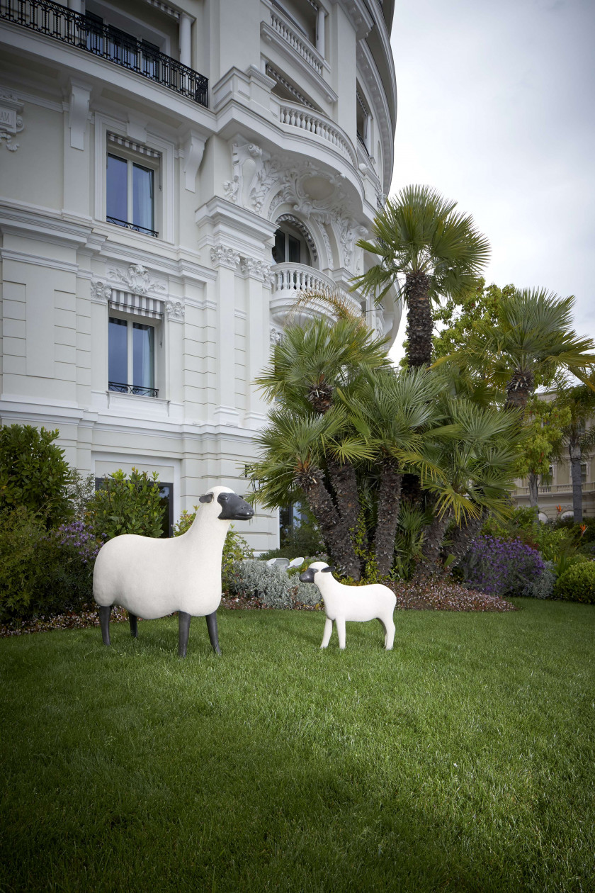 François-Xavier LALANNE (1927 - 2008) AGNEAU - 1997 Bronze et béton époxy