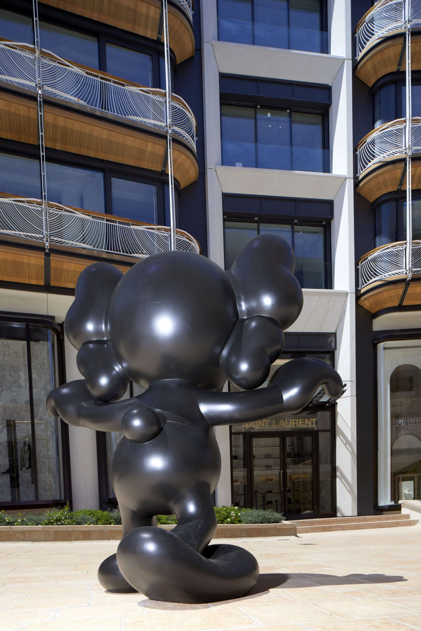 KAWS (Né en 1974) FINAL DAYS - 2014 Bois d'Afrormosia