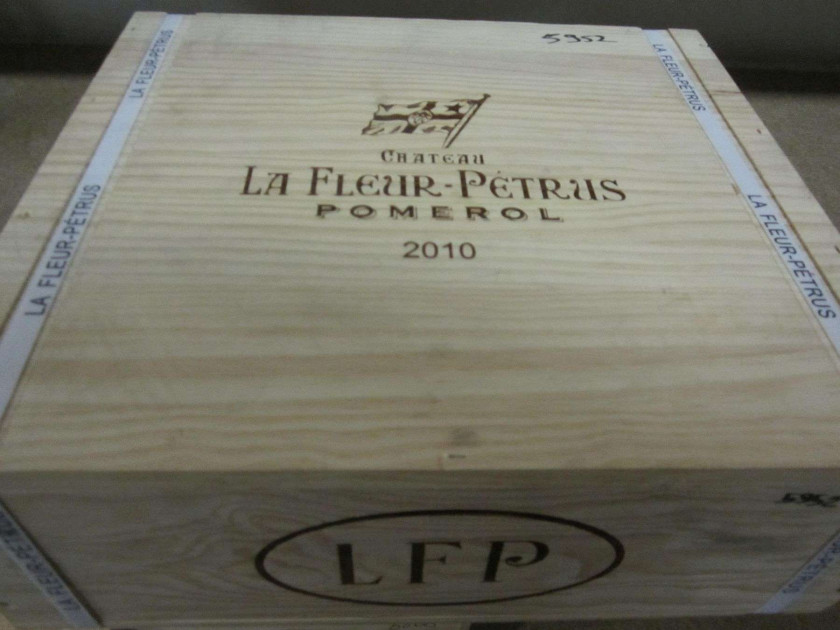3 magnums CHÂTEAU LA FLEUR PETRUS 2010 Pomerol Caisse bois d'origine cerclée