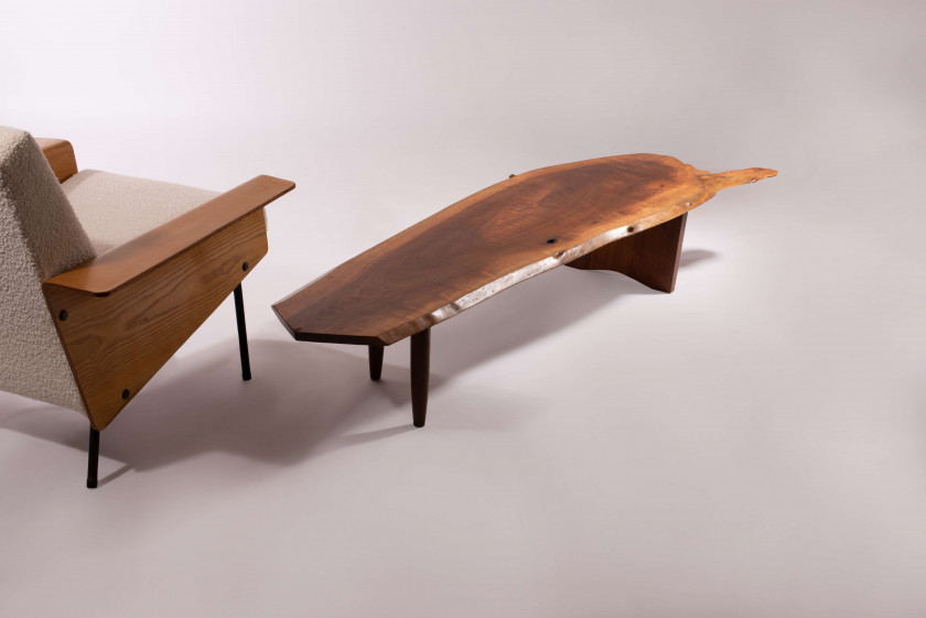 Pierre GUARICHE 1926-1995 Paire de fauteuils mod. G10 bis - Création 1953 PIètement et structure en tube d'acier laqué noir, acoudoi..