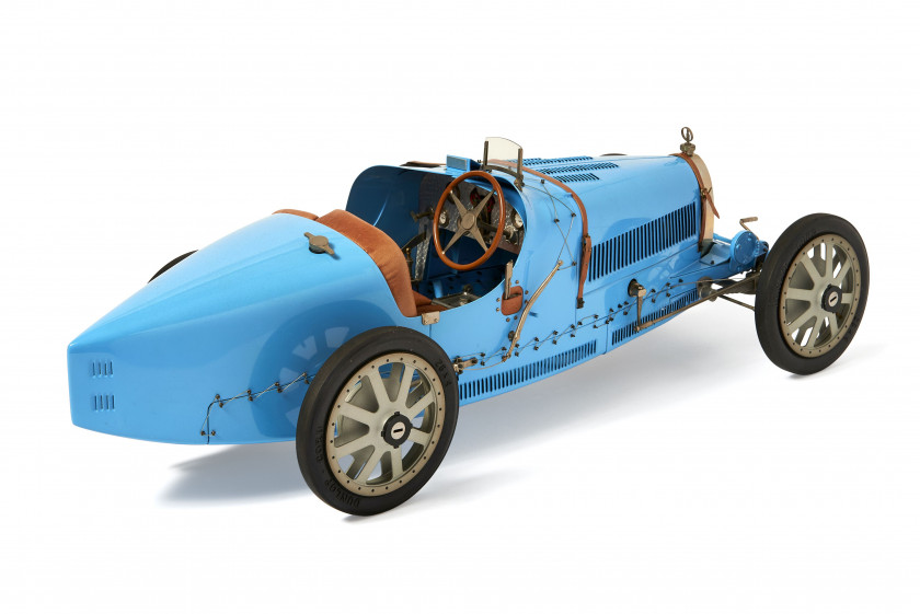 BUGATTI 35 GRAND PRIX DE LYON  Art Collection Auto, Jean-Paul Fontenelle, à l'échelle 1/8ème