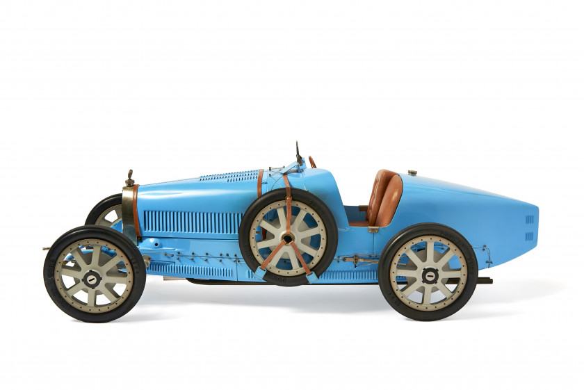 BUGATTI 35 GRAND PRIX DE LYON  Art Collection Auto, Jean-Paul Fontenelle, à l'échelle 1/8ème