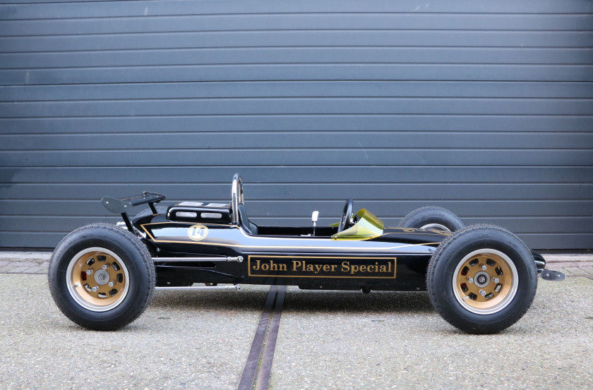 LOTUS TYPE 49B FORMULE 1 " JPS " - VOITURE POUR ENFANT