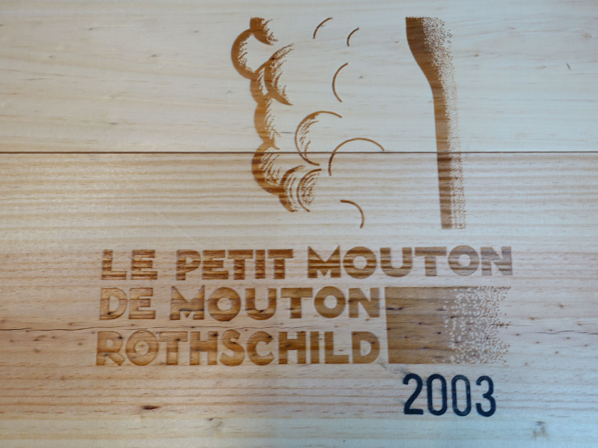 6 bouteilles LE PETIT MOUTON 2003 Pauillac Caisse bois d'origine