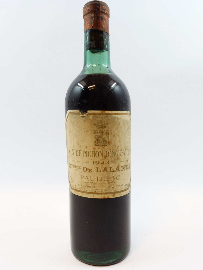 1 bouteille CHÂTEAU PICHON COMTESSE DE LALANDE 1943 2è GC Pauillac (haute épaule, étiquette abimée, légèrement déchirée