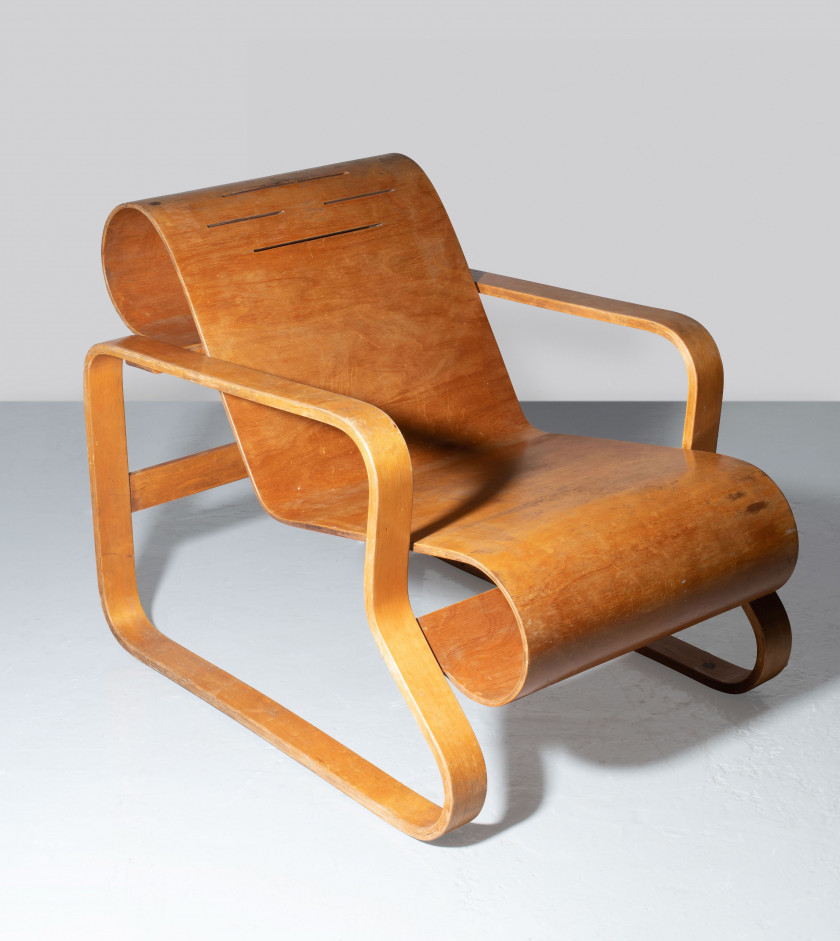 Alvar AALTO 1898 - 1976 Fauteuil dit "Paimio" -Création 1932 Structure et assise en bouleau courbé