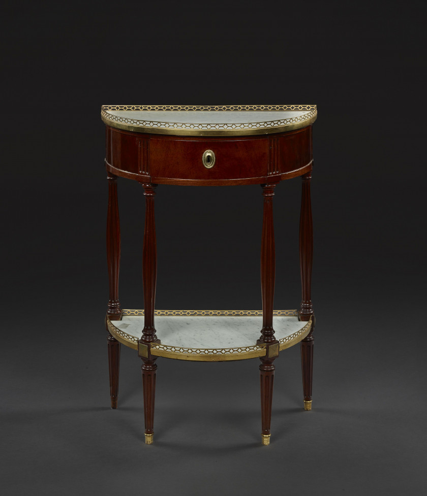 ¤ CONSOLE-DESSERTE DEMI-LUNE D'ÉPOQUE LOUIS XVI