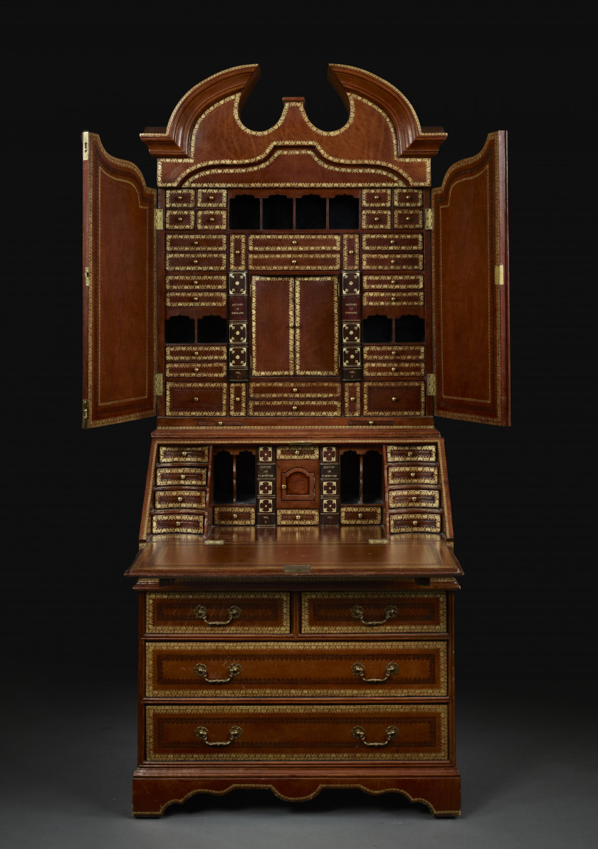 CABINET DANS LE GOÛT GEORGE II