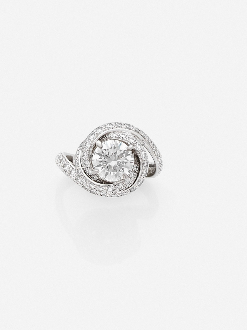 CARTIER  Bague "Trinity Ruban"