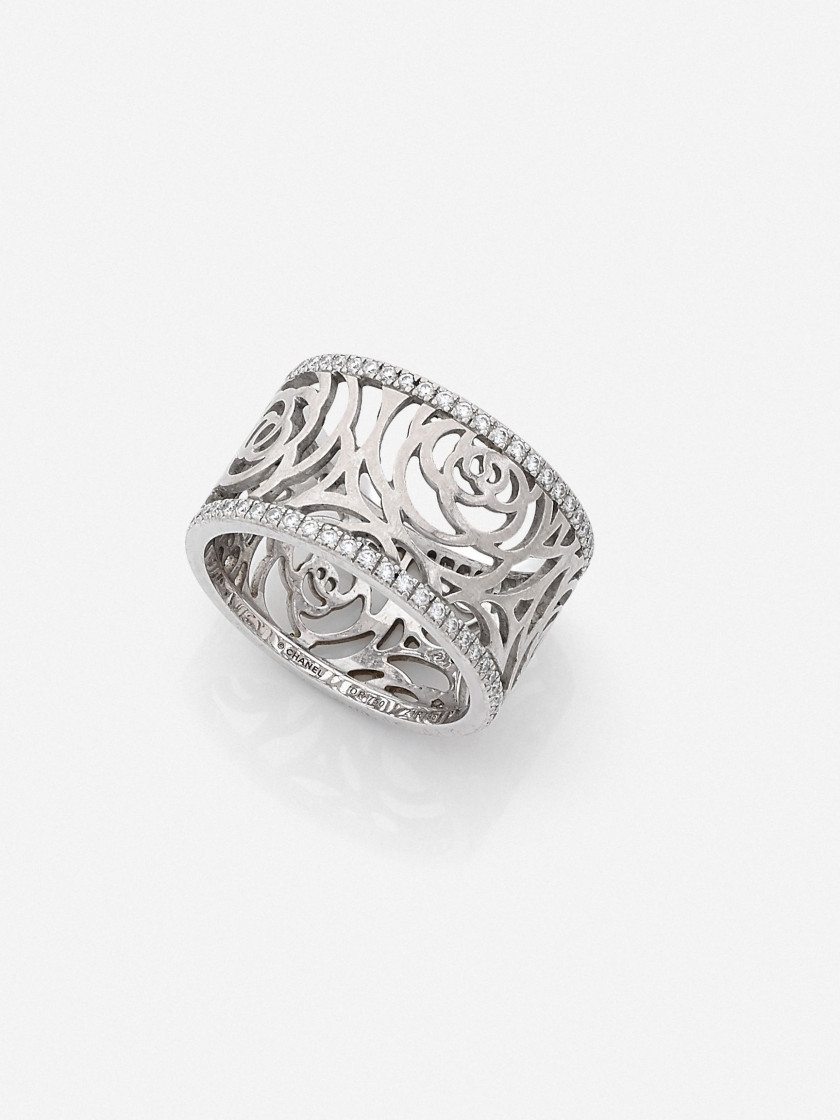 CHANEL  Bague "Camélia"