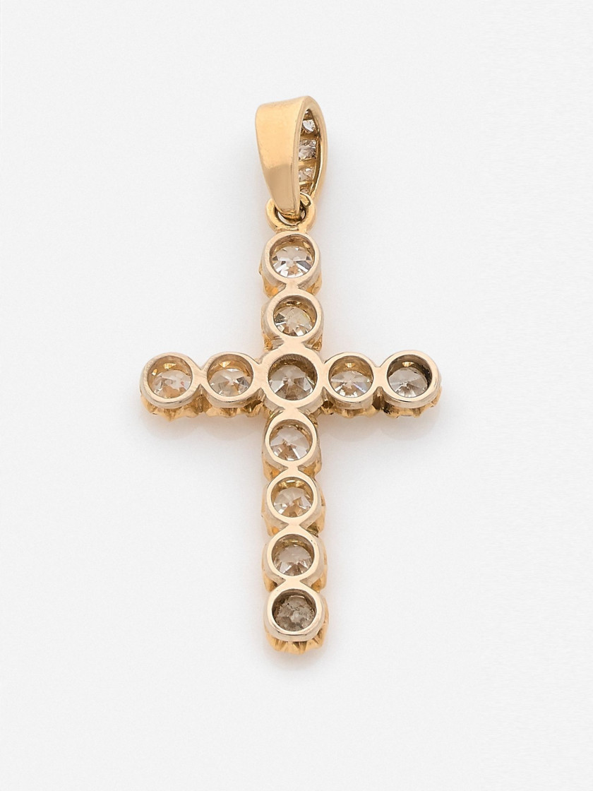 Pendentif croix