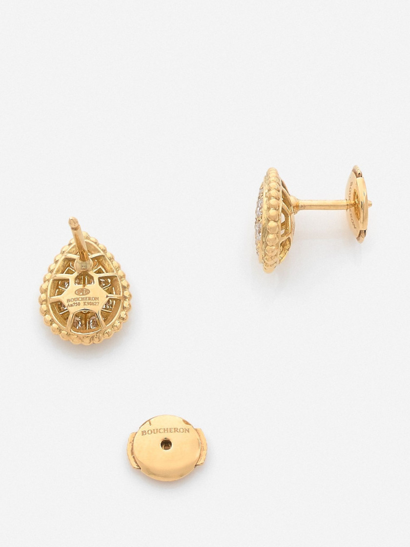 BOUCHERON  Paire de puces d'oreilles "Serpent Bohême"