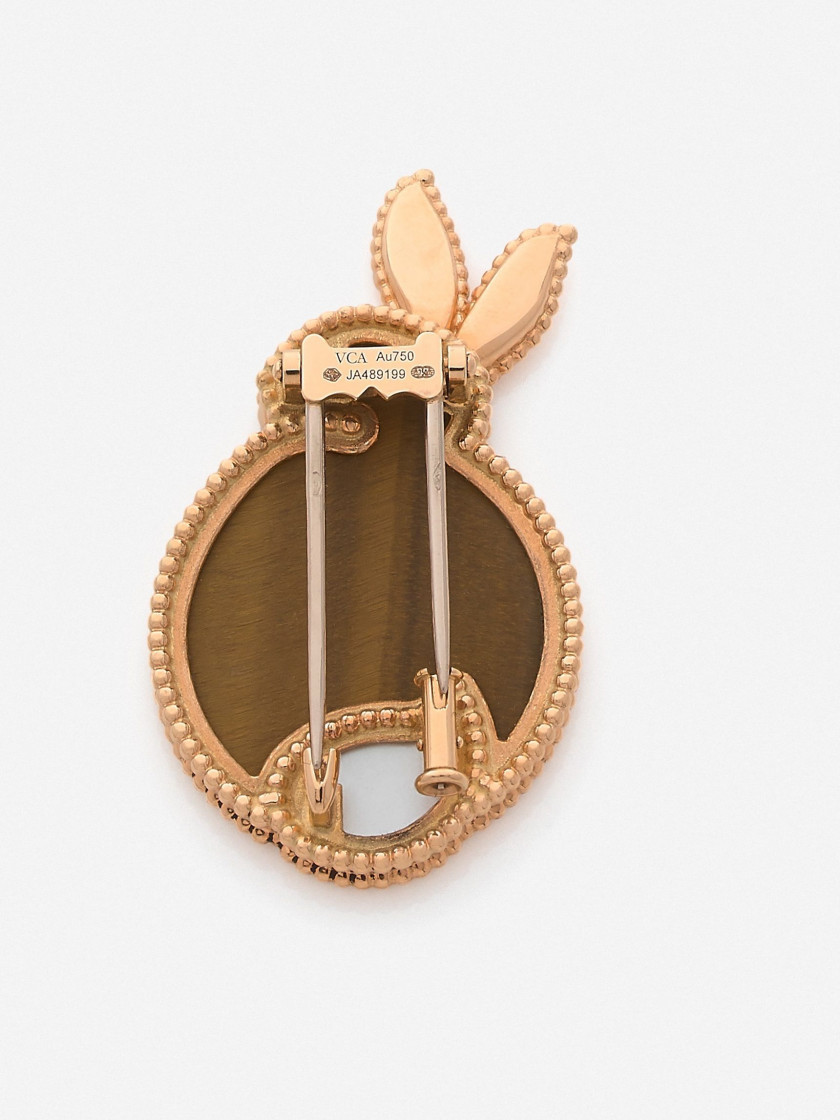 VAN CLEEF & ARPELS  Clip de corsage "Lucky Animals Lapin"