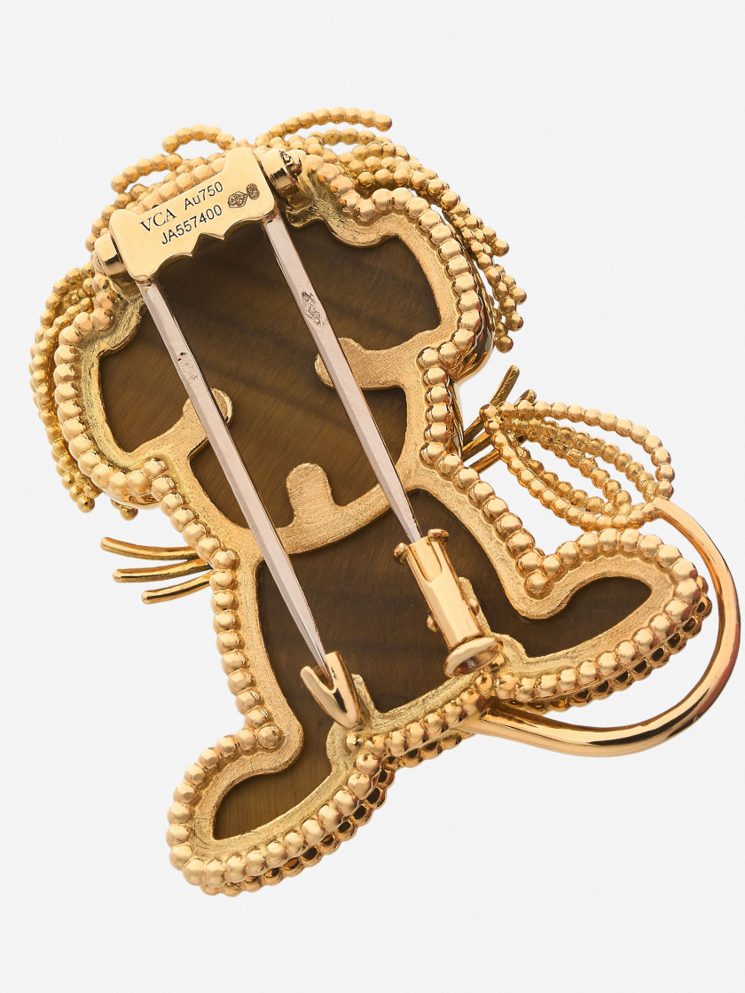 VAN CLEEF & ARPELS  Clip de corsage "Lucky Animals Lion"