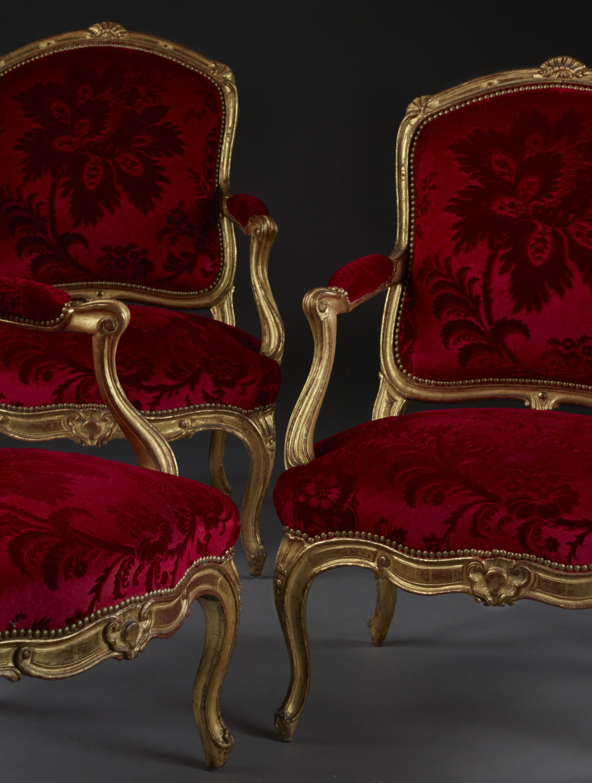 SUITE DE SIX FAUTEUILS À LA REINE D'ÉPOQUE LOUIS XV Estampille de Jean-Baptiste I Tilliard