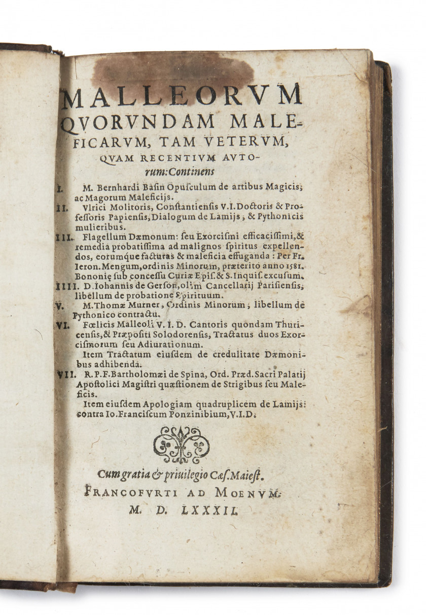 [VALMONT (de)]  Dissertation sur les maléfices et les sorciers, selon les principes de la théologie & de la physique, où l'on examin..