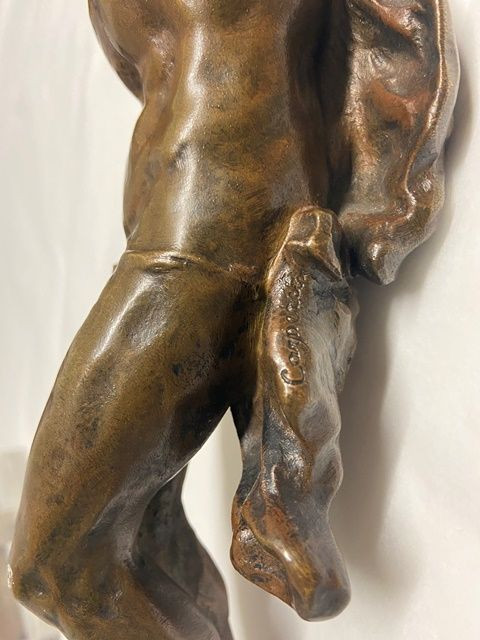 Jean-Baptiste CARPEAUX Valenciennes,1827 - Courbevoie, 1875 Le Christ en croix Bronze à patine brun clair