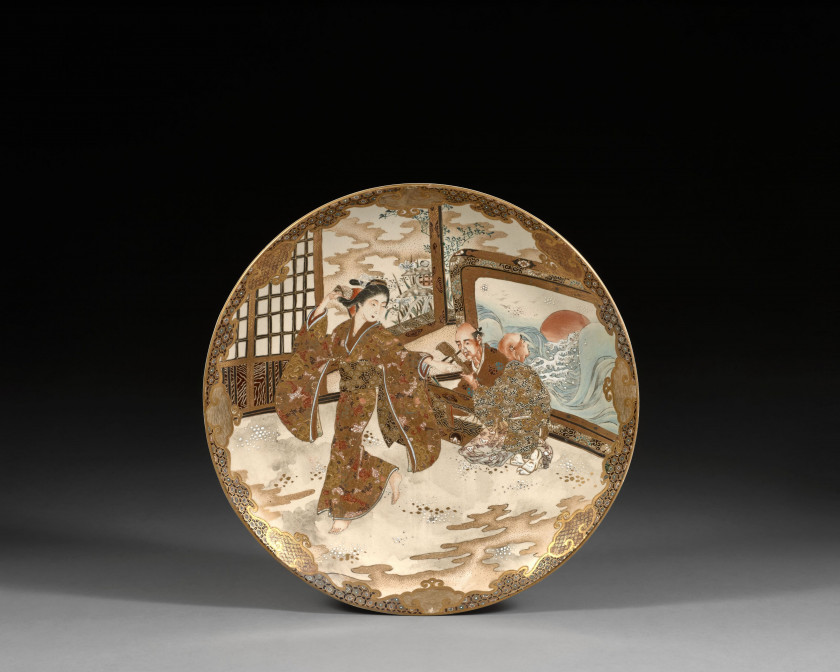 PLAT EN FAÏENCE SATSUMA, Japon, époque Meiji (1868-1912)