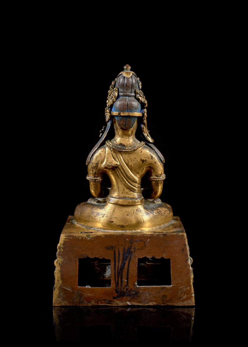 STATUETTE D'AMITAYUS EN BRONZE DORÉ, Chine, dynastie Qing, époque Qianlong, daté 1770