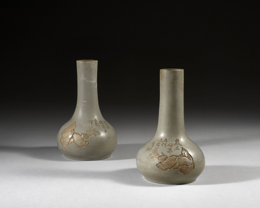 PAIRE DE VASES EN GRÈS, Chine