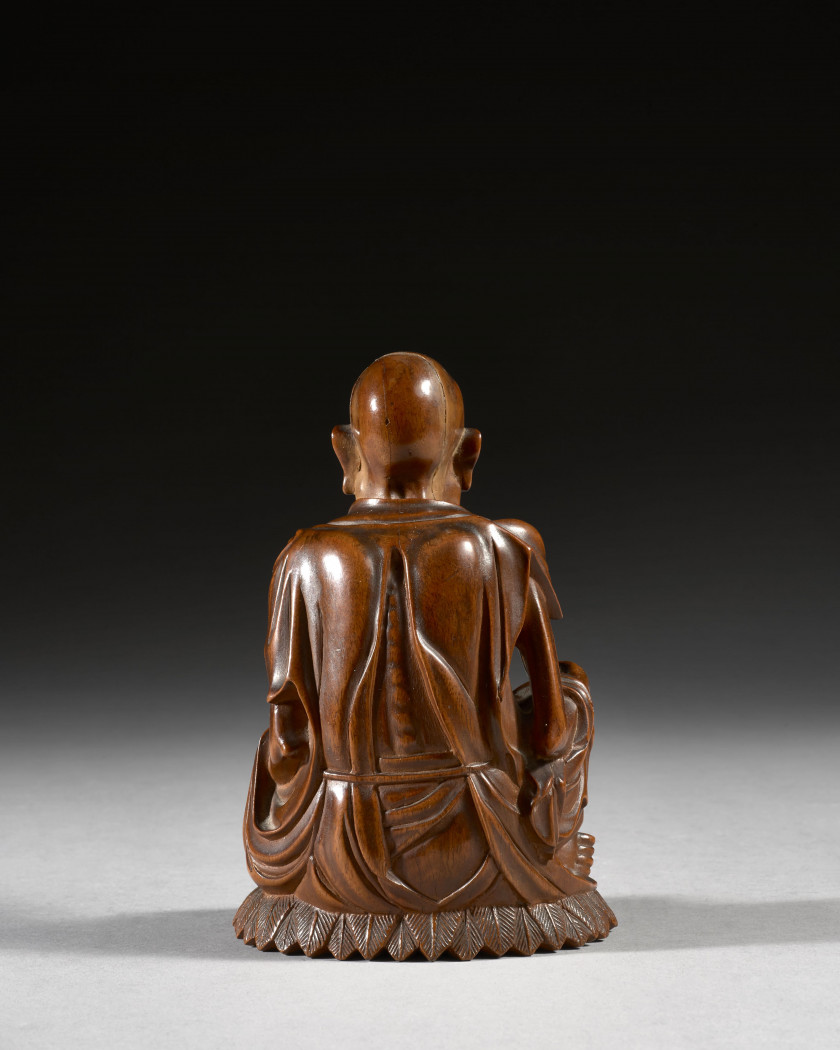 STATUETTE DE LUOHAN ASCÈTE EN BOIS, Chine, XXe siècle